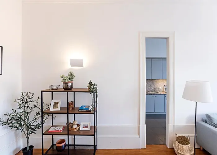Lovelystay - Aurora Heights Apartment